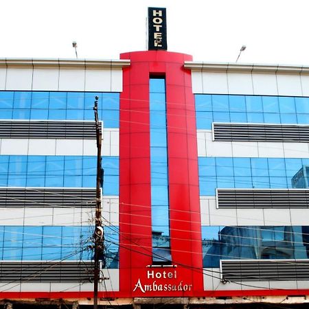 Hotel Ambassador Inn Gwalior Exteriör bild